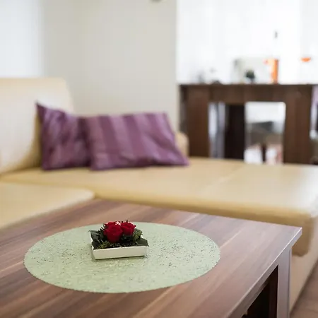 Butterfly Appartement Bešeňová