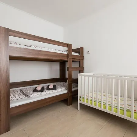 Apartament Butterfly *